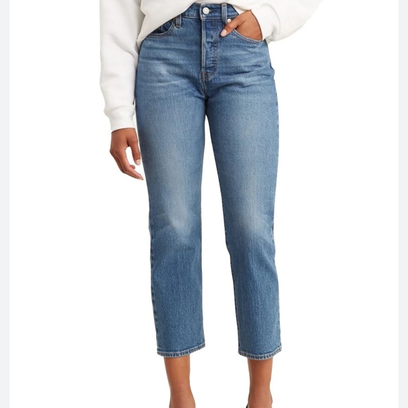 Levi’s Wedgie Icon Fit Blue Jeans, Ankle length, size 26 - Picture 3 of 10